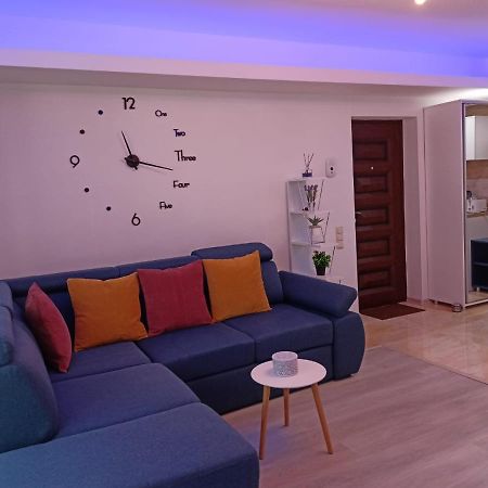 Apartament Eric, บุชเตนี ภายนอก รูปภาพ